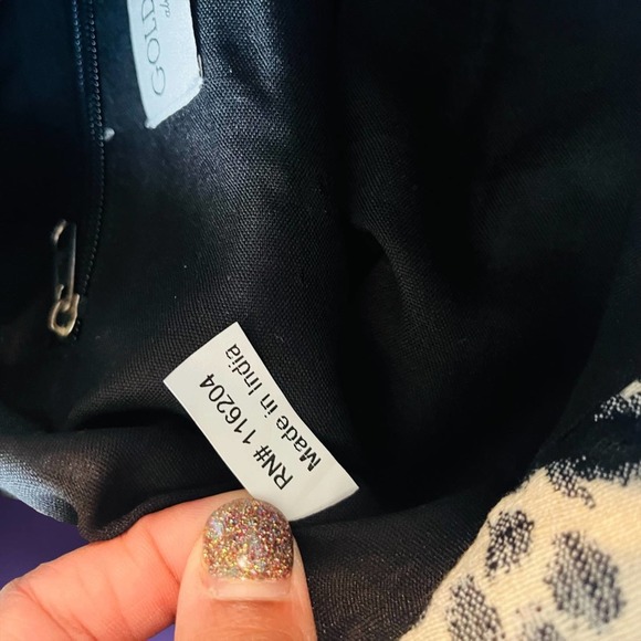 NWT! Gold Coast Shoulder Bag - Picture 6 of 6